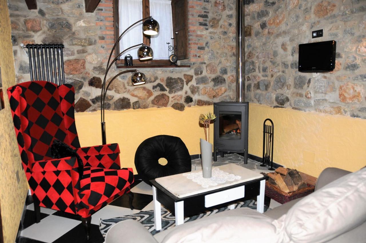 Casas Rurales Entre Babia Y La Luna Villafeliz Esterno foto